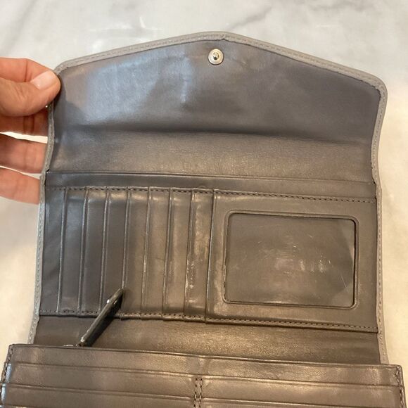 Coach Maggie Madison Shantung Chainlink Full Sized Wallet - Picture 13 of 15